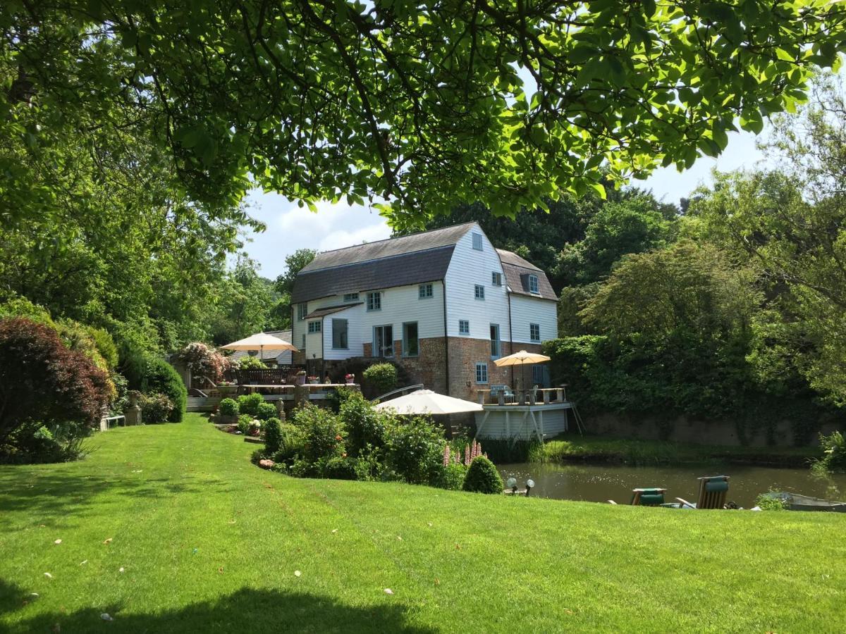 Castle Mill Bed And Breakfast دوركينغ المظهر الخارجي الصورة